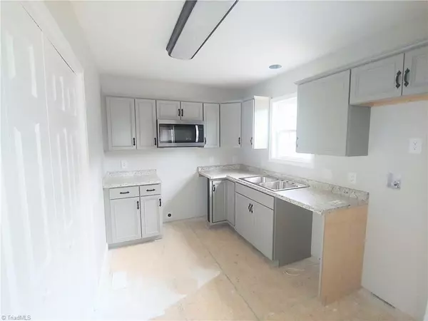 Mayodan, NC 27027,315 N 3rd AVE