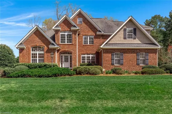 7410 Summer Wind CT, Summerfield, NC 27358