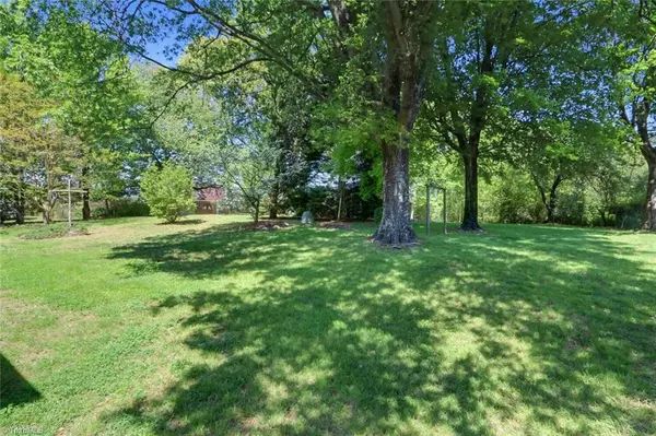 Kernersville, NC 27284,4377 High Point RD