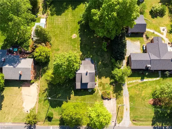 1328 Forest Acres CIR, Pleasant Garden, NC 27313