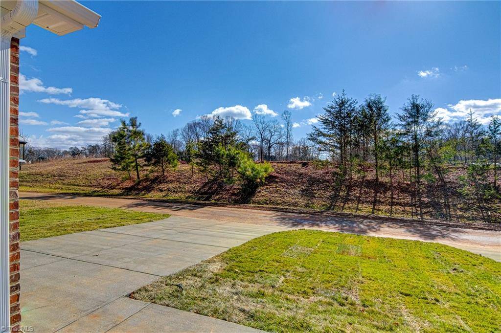 Pfafftown, NC 27040,5841 Crestlawn TRL