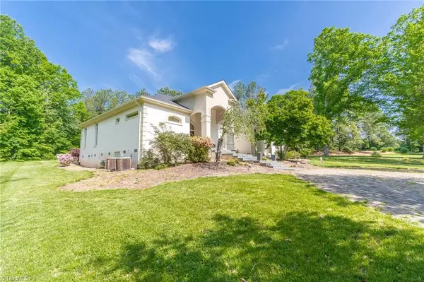 Summerfield, NC 27358,6111 Gwynedd RD