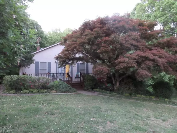 2609 Wexford PL, High Point, NC 27265