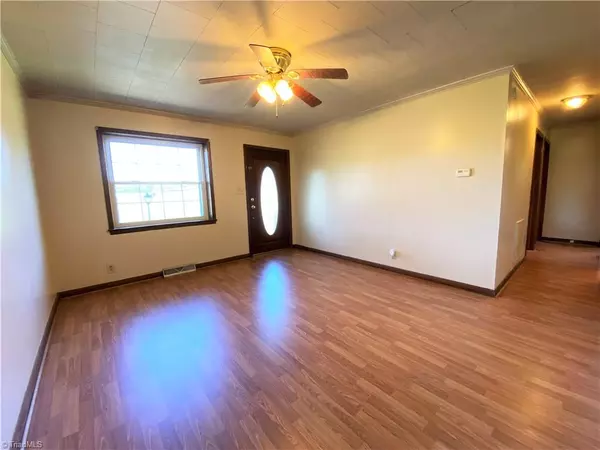 Stoneville, NC 27048,433 Janet RD