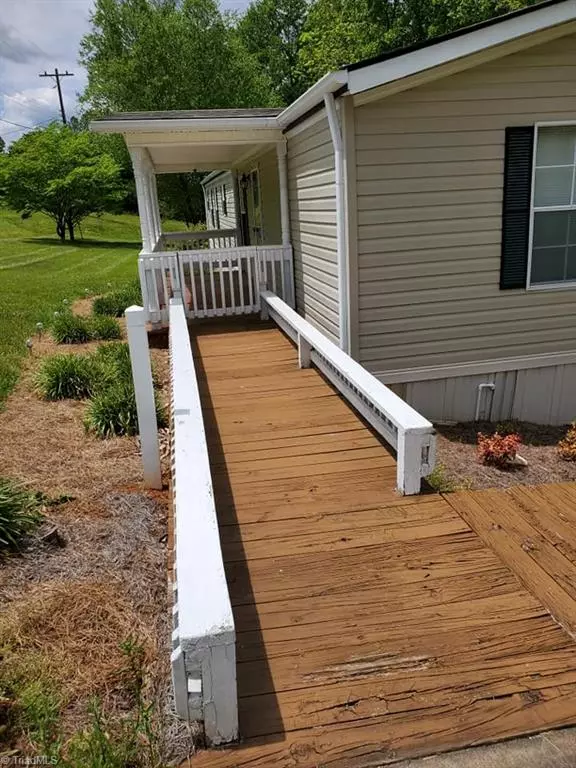 Tobaccoville, NC 27050,1440 Rierson RD