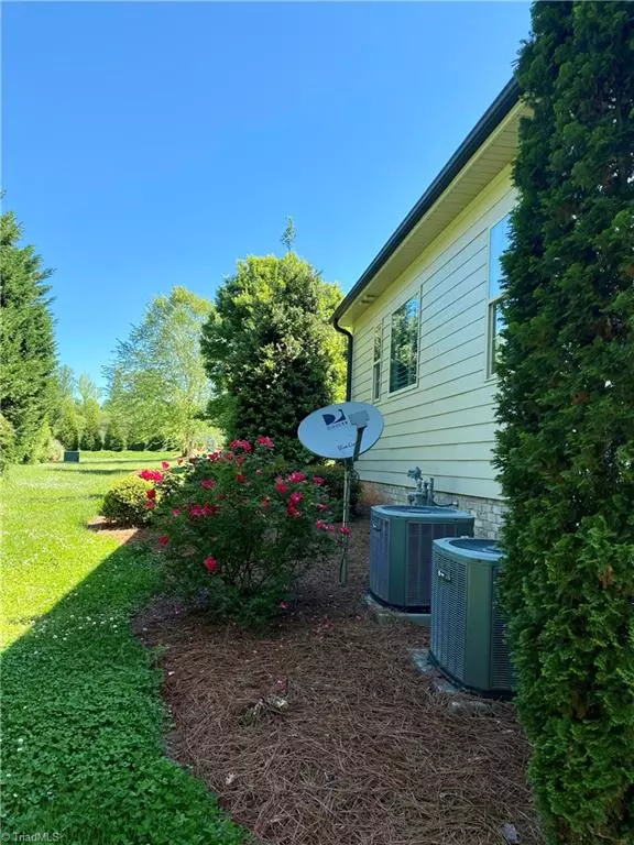 Browns Summit, NC 27214,8404 Cripplegate TRCE