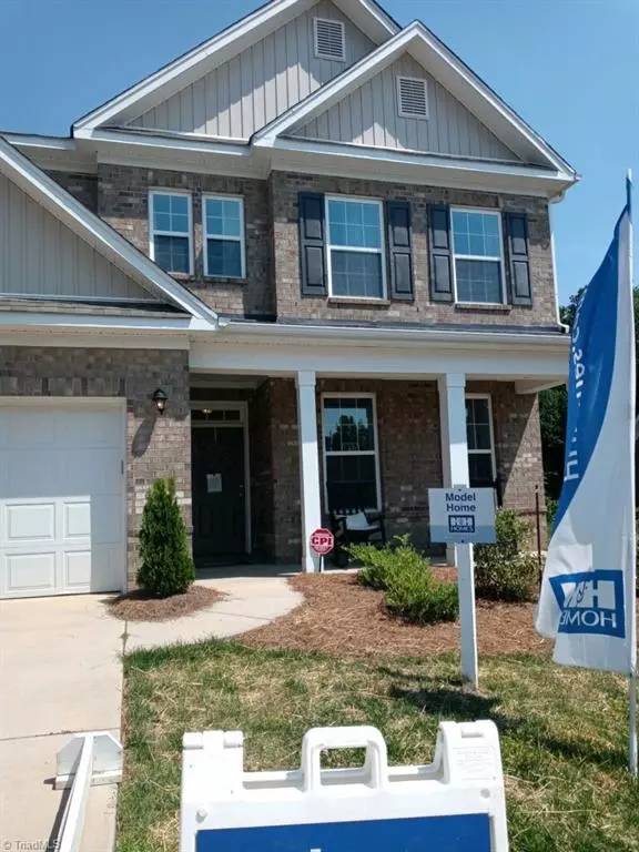 6145 Barrington Oaks DR, Clemmons, NC 27012