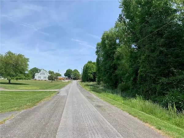 Hamptonville, NC 27020,0 Riley RD