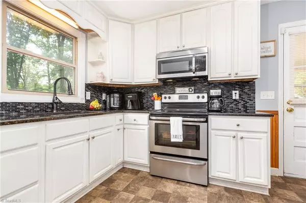 Mount Airy, NC 27030,166 Town LN