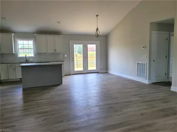 Landis, NC 28088,209 S Meriah ST