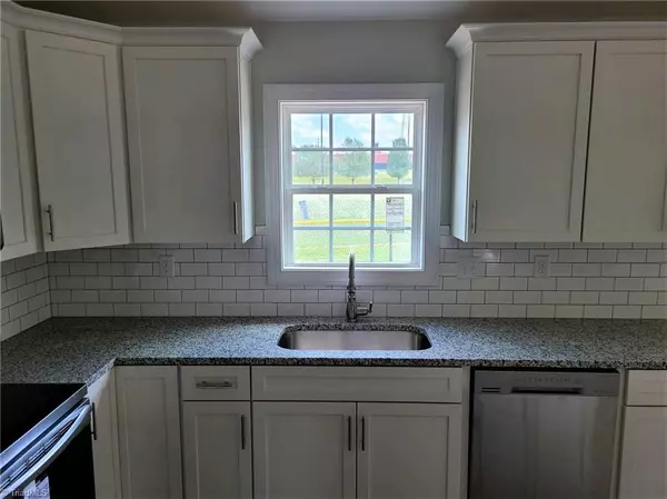 Landis, NC 28088,209 S Meriah ST