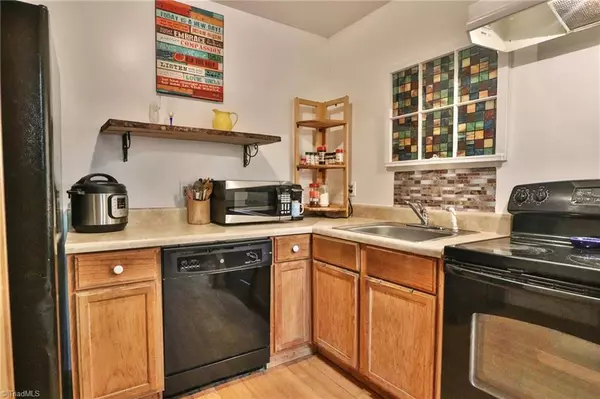 Sparta, NC 28675,517 Deer Ridge LN