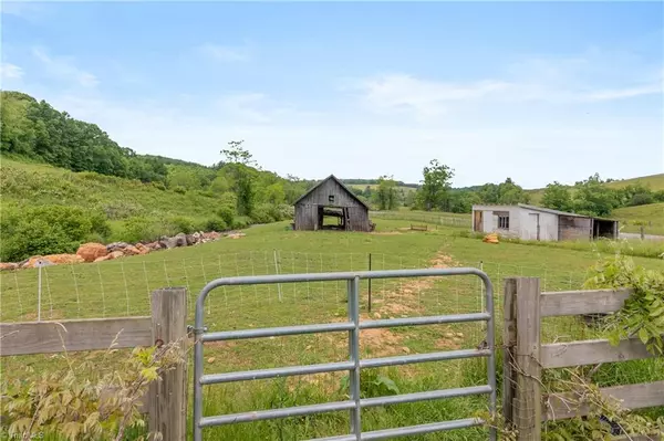 Copper Hill, VA 24079,1012 River Ridge RD SE