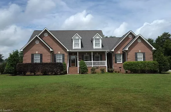 111 Deer Chase LN, Rockwell, NC 28138