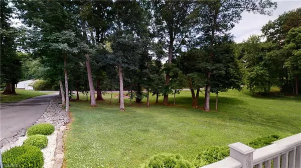 Ararat, NC 27007,1363 Pratt RD