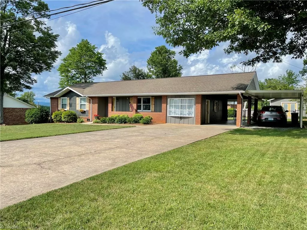 North Wilkesboro, NC 28659,133 Welcome Home Ch RD