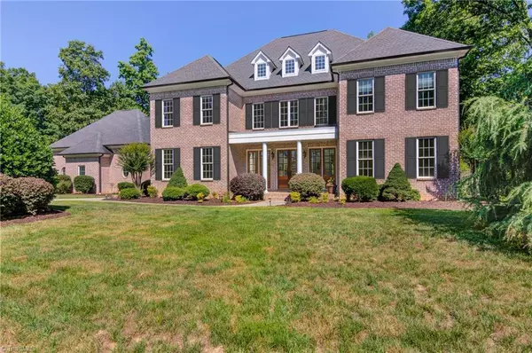 7503 Henson Forest DR, Summerfield, NC 27358