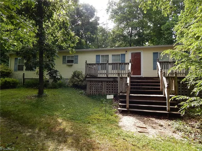 1279 Puckett RD, Westfield, NC 27053