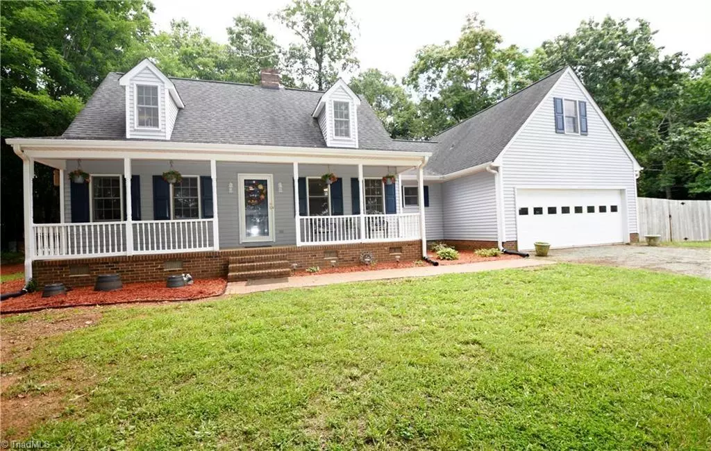 Snow Camp, NC 27349,5912 Mt Hermon Rock Creek RD