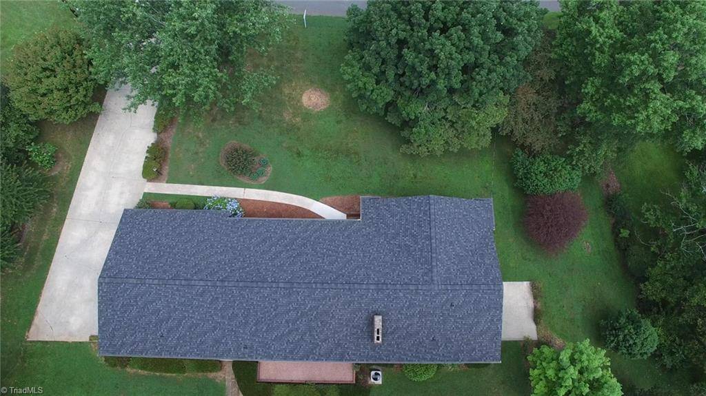 Wilkesboro, NC 28697,306 Raven Midlawn DR