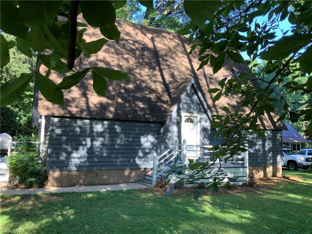 954 Maple Ridge RD, Asheboro, NC 27203