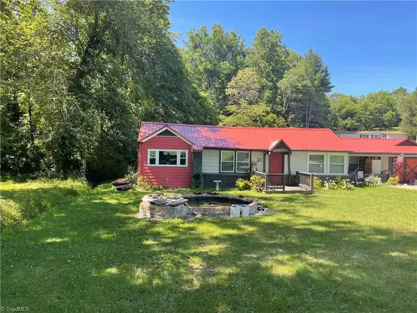 271 Pleasant Hill DR, Elkin, NC 28621