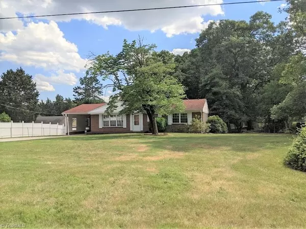 High Point, NC 27265,2207 Lake Forest DR