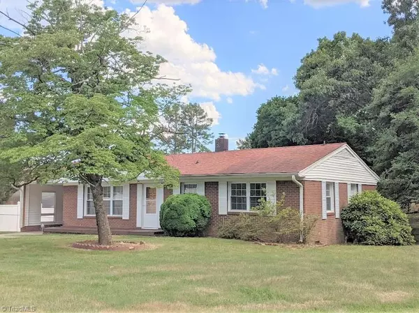 High Point, NC 27265,2207 Lake Forest DR