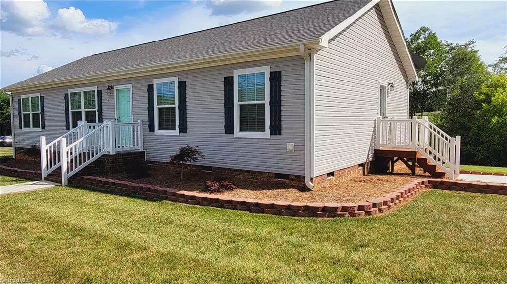 Stoneville, NC 27048,180 Chaney Loop RD
