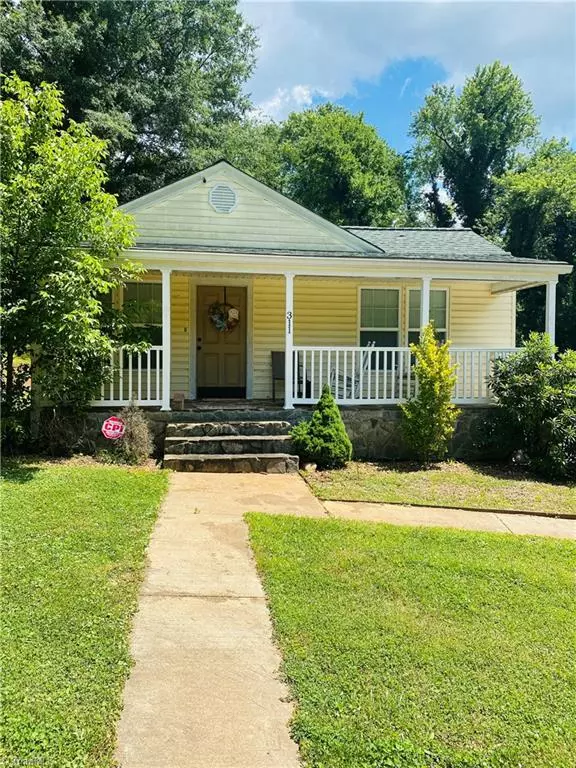 311 L ST, North Wilkesboro, NC 28659