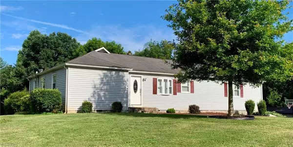 North Wilkesboro, NC 28659,146 spruce pine LN