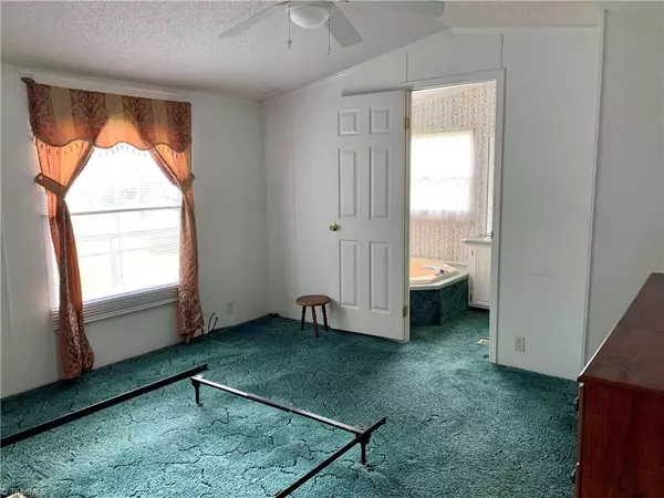 Ramseur, NC 27316,2201 E Jones ST