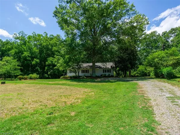 Summerfield, NC 27358,8559 Hudson-James RD