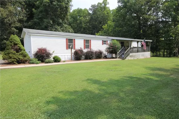 1821 Courtney Huntsville RD, Yadkinville, NC 27055