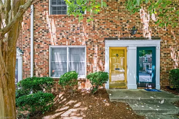 Winston Salem, NC 27106,630 Rugby Row #D