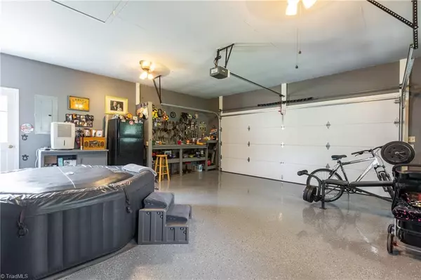 Thomasville, NC 27360,370 Old Farm RD