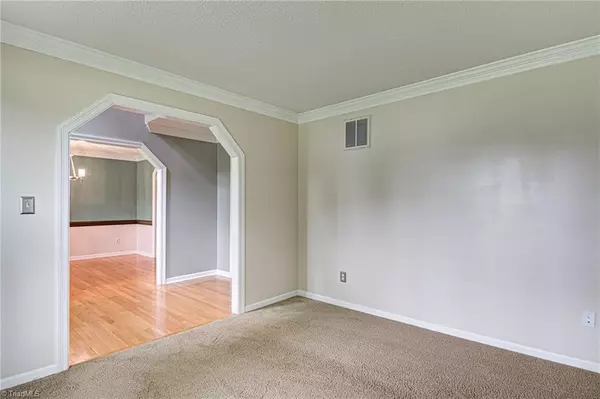 Summerfield, NC 27358,3394 Springsong CT