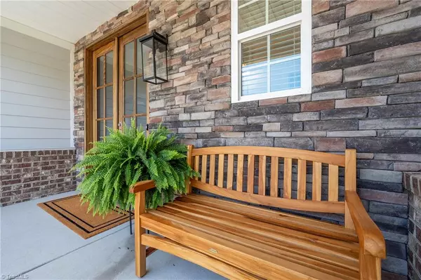 Advance, NC 27006,158 Lantern DR