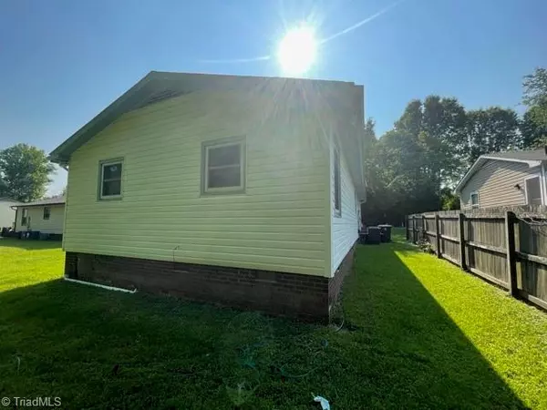 Greensboro, NC 27406,2036 Willow RD