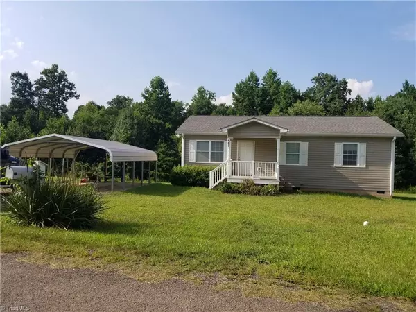 445 Ridge RD, Dobson, NC 27017