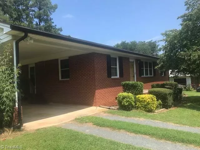 159 Elizabeth ST, Ramseur, NC 27316