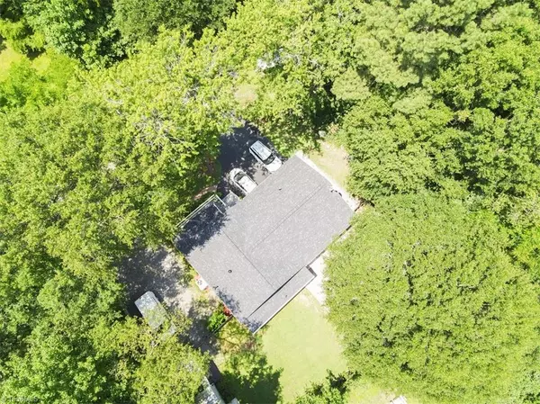 Dallas, NC 28034,424 SE Lawrence ST