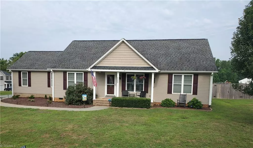 Snow Camp, NC 27349,5399 Longspur DR