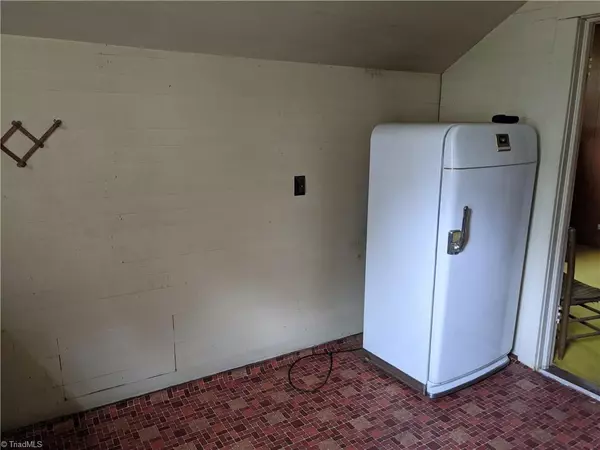 North Wilkesboro, NC 28659,604 H ST