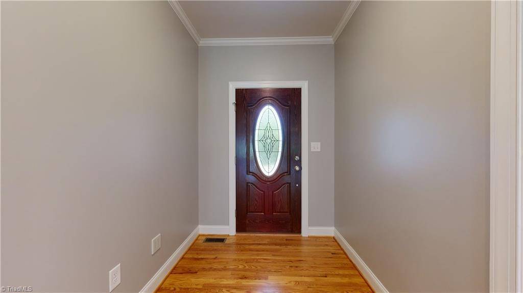 Mebane, NC 27302,933 Arrowhead LN
