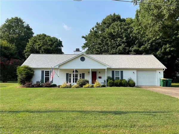 Clemmons, NC 27012,6195 Haywood ST