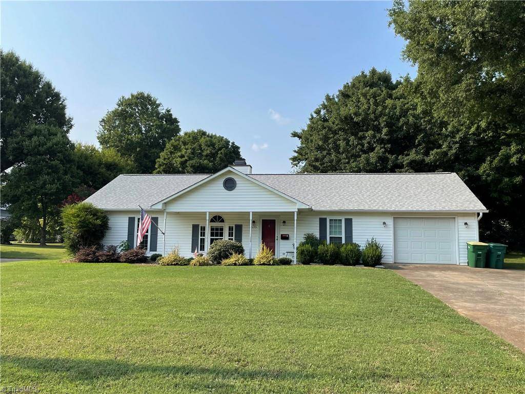 6195 Haywood ST, Clemmons, NC 27012