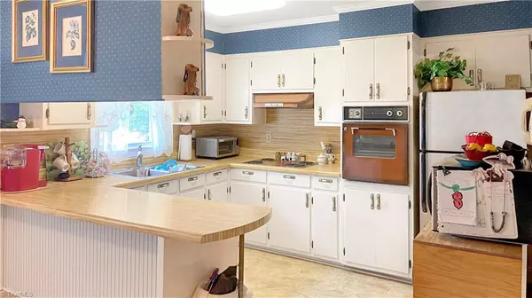 Stoneville, NC 27048,100 Duncan ST