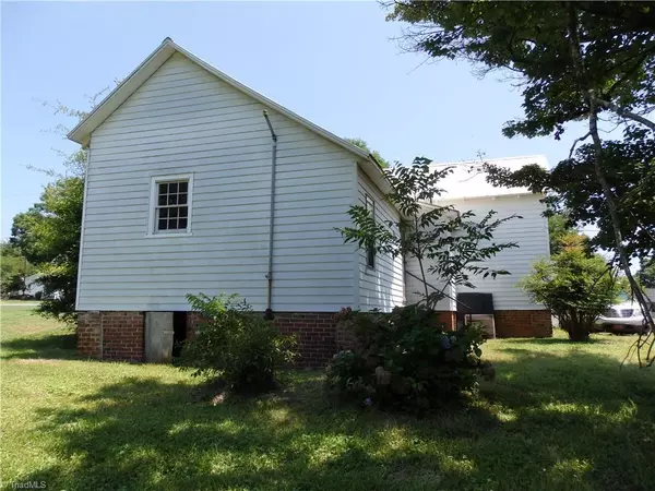Ramseur, NC 27316,612 Oliver ST