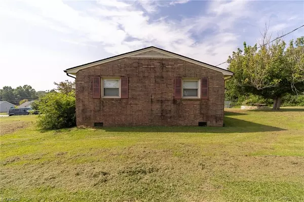 Trinity, NC 27370,4907 Elmwood ST